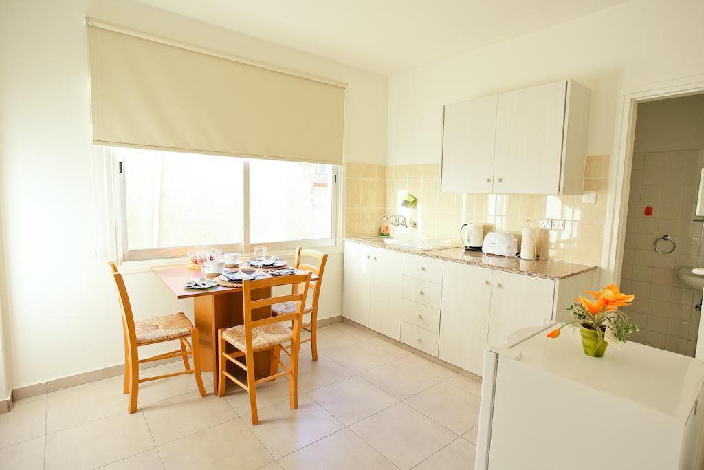 P. Ioannou Flats Apartment Larnaca Room photo