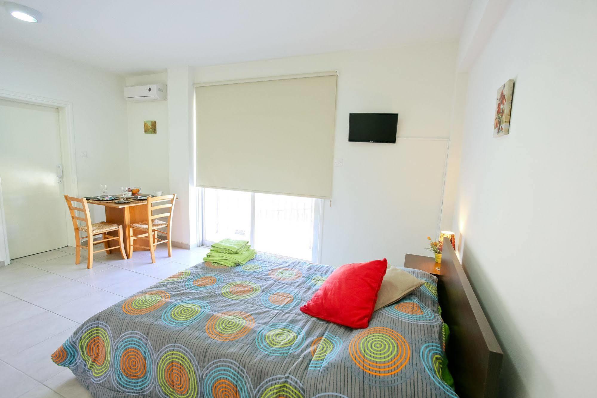 P. Ioannou Flats Apartment Larnaca Exterior photo