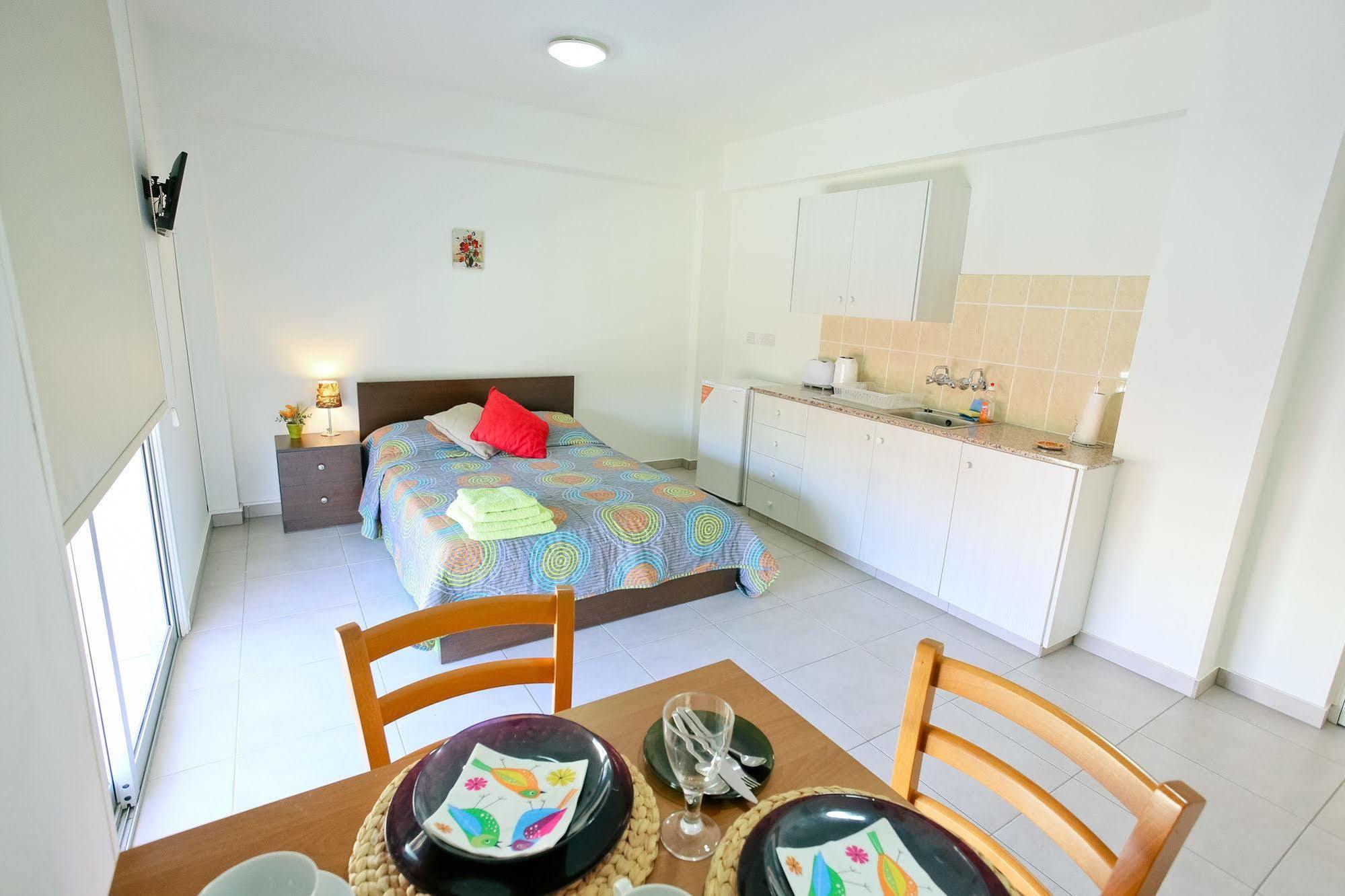 P. Ioannou Flats Apartment Larnaca Exterior photo