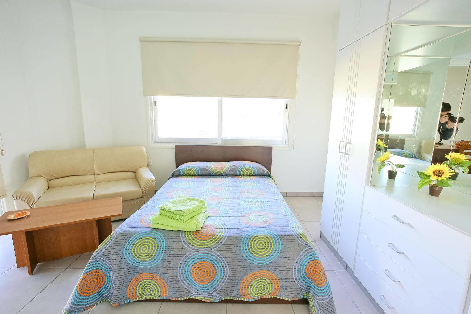 P. Ioannou Flats Apartment Larnaca Exterior photo